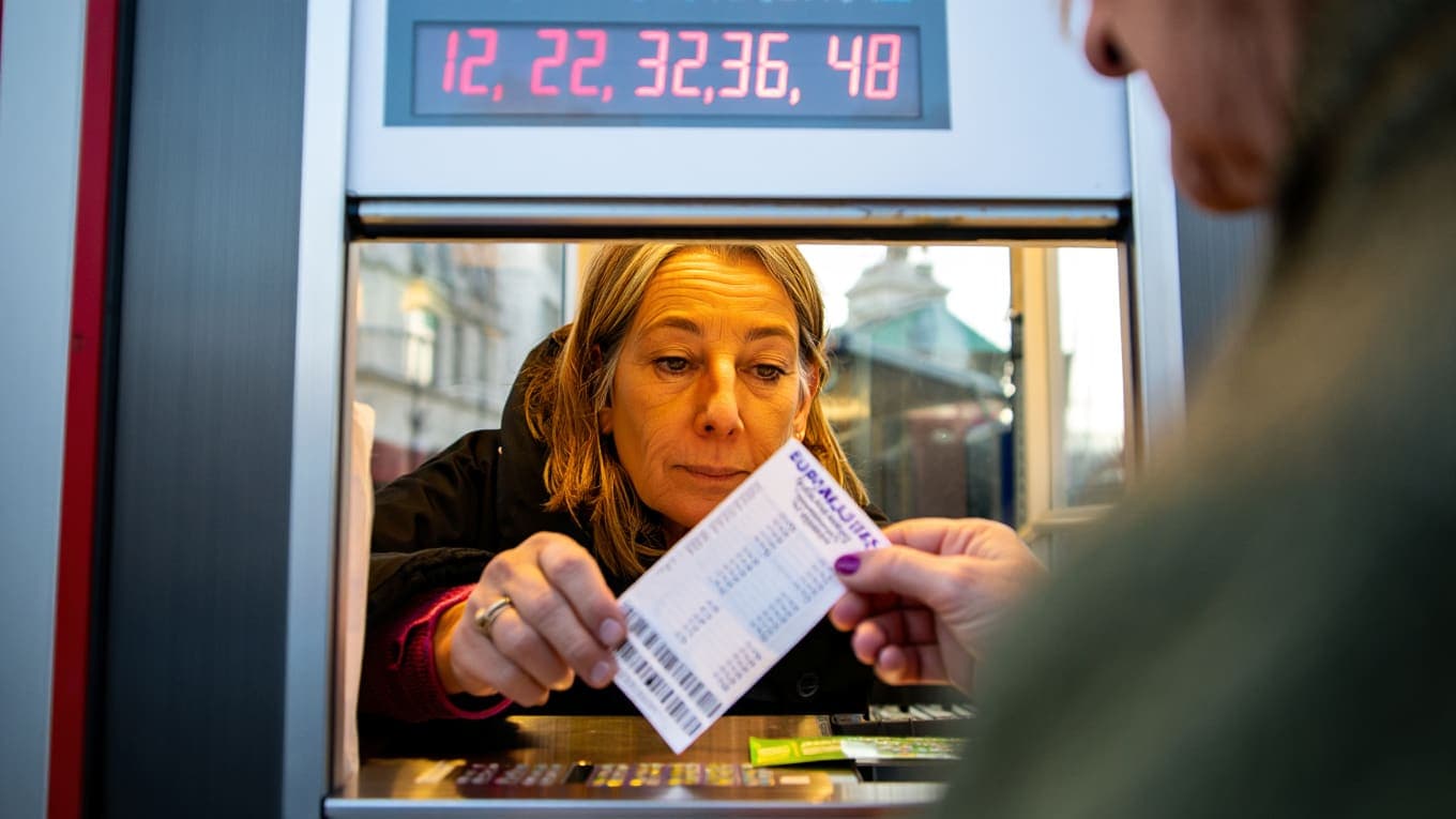 Money on hope: EuroMillions, 53 million euros at stake